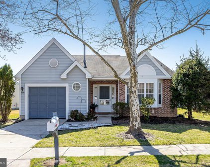 716 Cascade Dr N, Mount Laurel