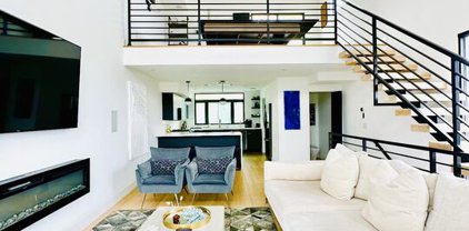 11326  Victory Blvd, North Hollywood