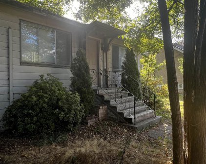 2209 St Johns Street, Port Moody