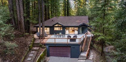 1190 Scenic DR, Felton