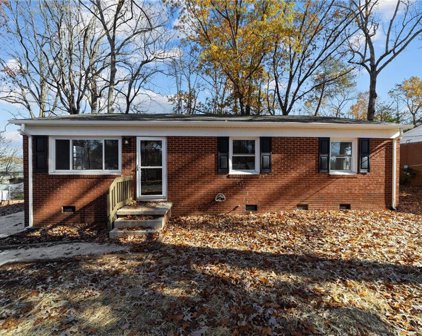 3608 Calvert Street, Greensboro