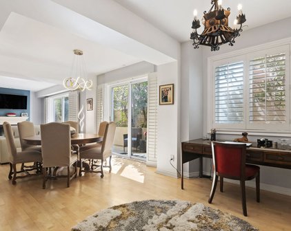 11932  Goshen Ave Unit 102, Los Angeles