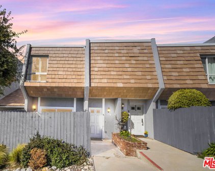 1155  11th St Unit 6, Manhattan Beach
