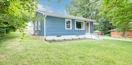 6810 Central Ave, Crestwood