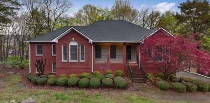1710 Alm Drive Ne, Huntsville