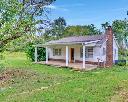1231 County Road 67, Moundville