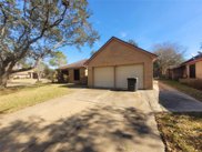 803 Forest Oaks Lane, Pearland image