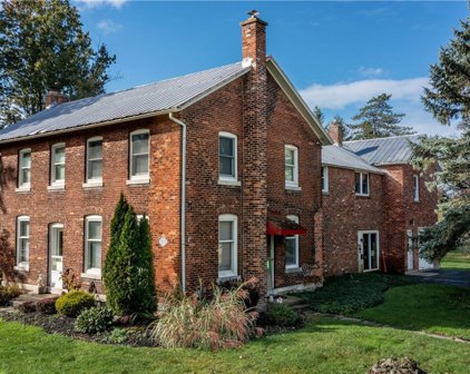 6280 Salt Road, Clarence