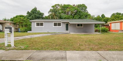 1051 Park Dr, Fort Lauderdale