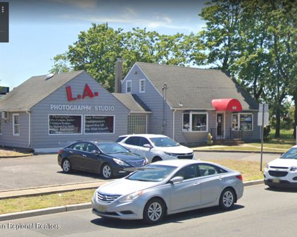 805 Hooper Avenue, Toms River