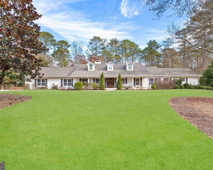 90 Pinegate Road, Peachtree City