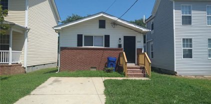 316 Poplar Avenue, Newport News South