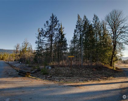 8583 Trillium Lane, Concrete