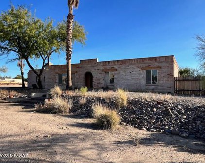 2535 W Ina, Tucson