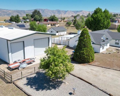 28341 Burlingame  Court, Tehachapi