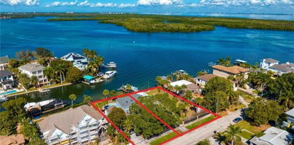 2121 Bayou Grande Boulevard Ne, St Petersburg