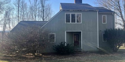 724 Pond Road, Shelburne