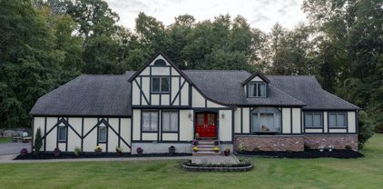 40 Woodland Rd, Franklin Boro