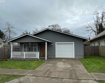 191 N 3RD ST, Creswell