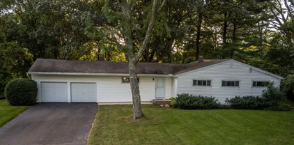 64 Reeds Road, Tinton Falls