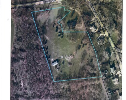 Benson Pike, Shelbyville