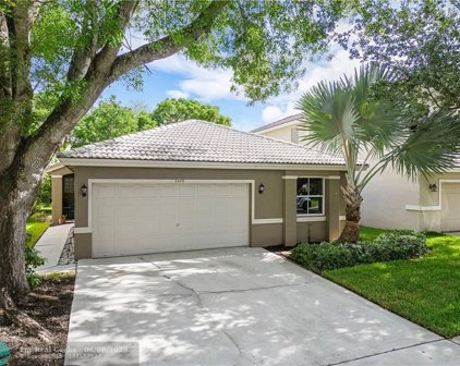 5449 NW 50th Ct, Coconut Creek