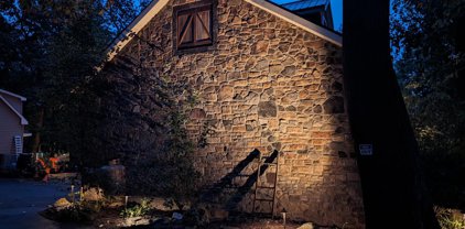 2742 Hill Rd, Reading