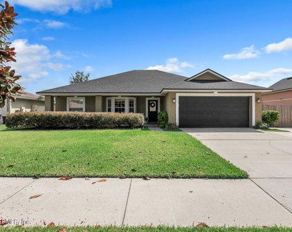 2412 Royal Pointe Dr, Green Cove Springs