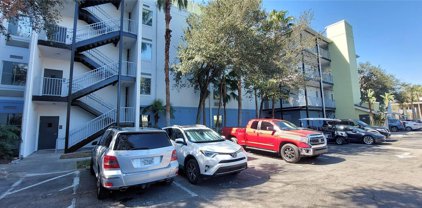 1501 Doyle Carlton Drive Unit 110, Tampa