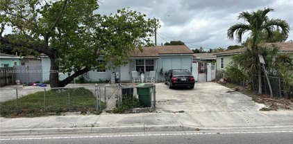 9030 Nw 32nd Ave, Miami