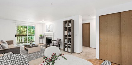 23321 Cedar Way Unit #J203, Mountlake Terrace