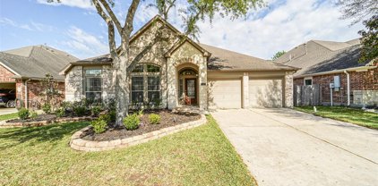 513 Laddingford Lane, League City