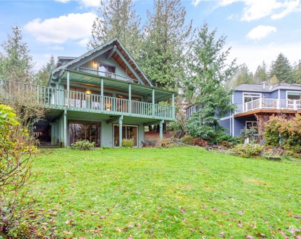 33 Longshore Lane, Bellingham