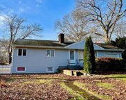 81 Valley Road, East Greenwich image