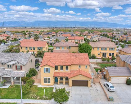 5774 Meeker Drive, Eastvale