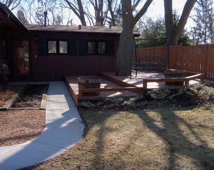 3208 N Salk Road, Arlington Heights
