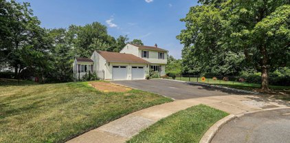 3 Kim Court, Hazlet