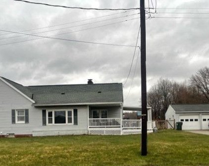 4441 Orchardview Drive SE, East Canton