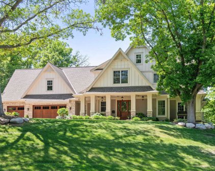4916 E Sunnyslope Road, Edina
