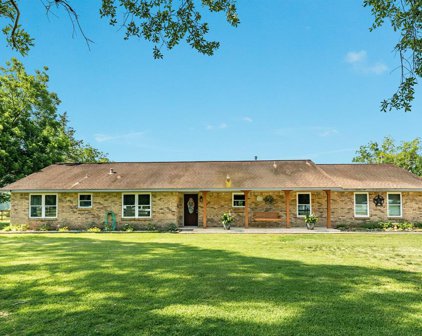 5813 County Road 244, Brazoria