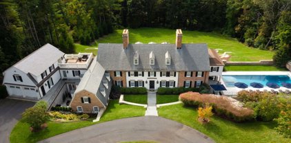 32 Parkman Way, Needham