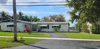 18360 Nw 78th Ave, Hialeah