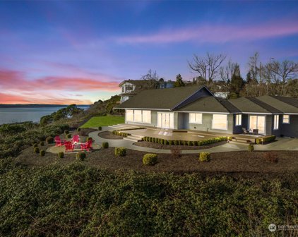 1234 Browns Point Boulevard, Tacoma