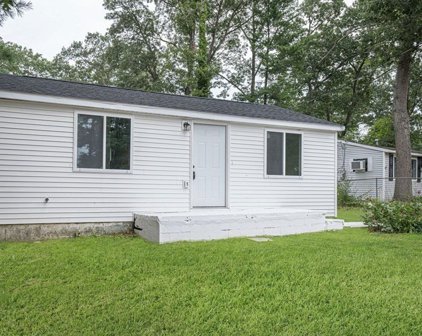 3 Violet St, Lakeville