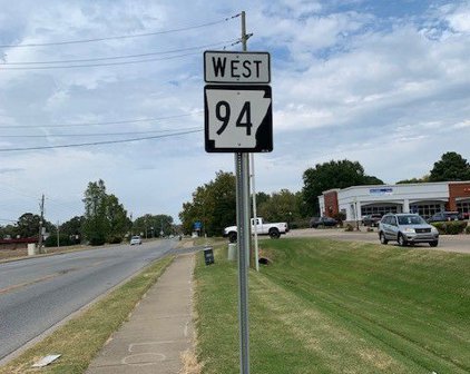 000 Hwy 94, Little Flock