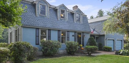 11 Colonial Drive, Leominster