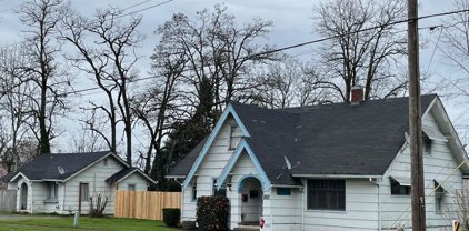 1560 13th (-1596) St