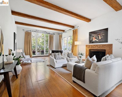 284 The Uplands, Berkeley