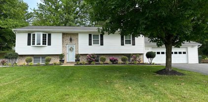 5156 Perry Rd, Mount Airy
