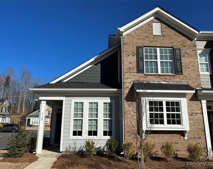 712 Henderson Valley  Way, Belmont
